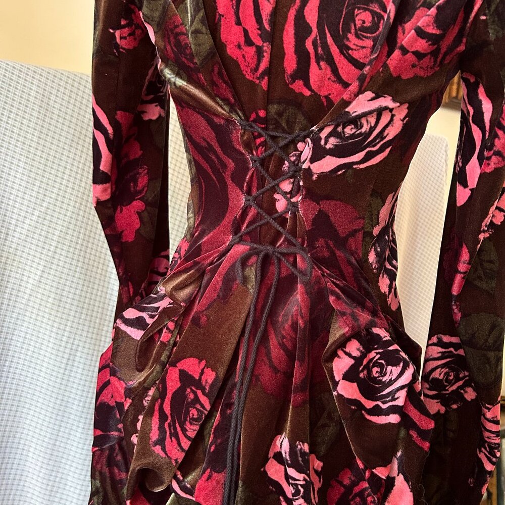 Vintage Y2K Betsey Johnson Velvet Floral Bustle Top - Picture 10 of 15